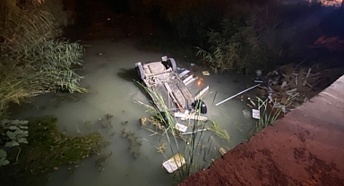 Manavgat'ta otomobil kanala uçtu: 1 ölü, 4 yaralı