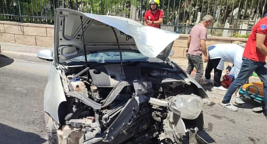 Mersin'de  trafik kazası: 2 yaralı