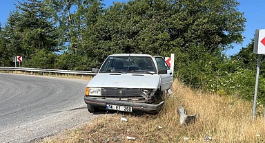 Otomobil bariyerlere çarptı