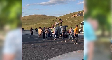 Pasinler’de zincirleme trafik kazası: Yaralılar var