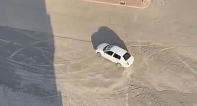 Şanlıurfa'da cadde ortasında drift atan sürücünün ehliyetine el konuldu