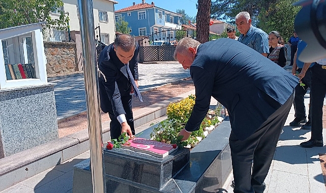 Şanlıurfa'da kaymakamlık yapmıştı! İlk iş olarak şehitliği ziyaret etti