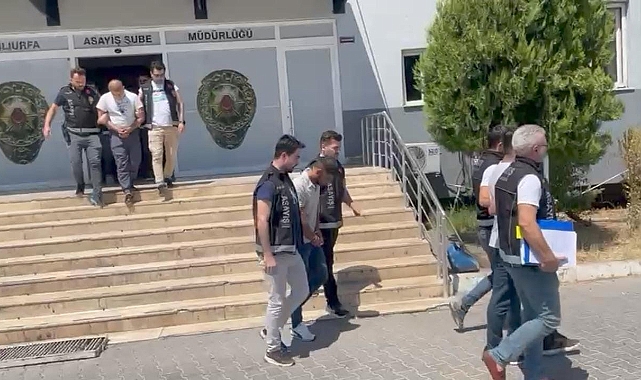 Şanlıurfa'da polis kıyafeti giyip kuyumcunun evini soydular