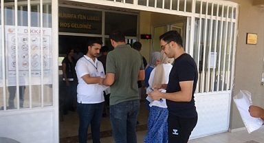 Şanlıurfa'da sınava geç kalan öğrenci içeri alınmadı