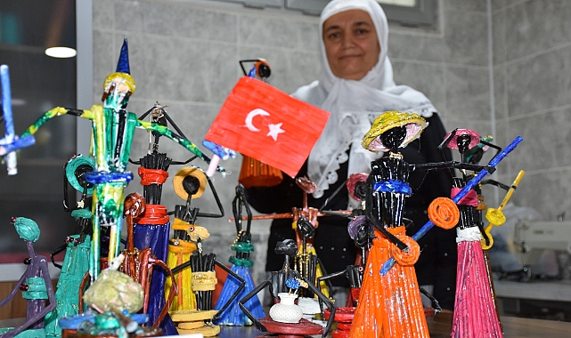 Siverek'te gazete sayfaları kadınların elinde sanata dönüşüyor