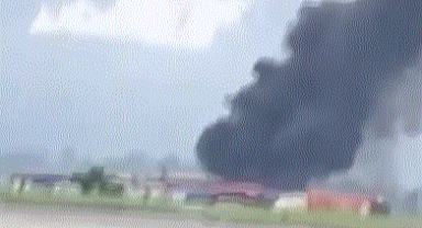 Yolcu uçağı kalkıştan kısa süre sonra düştü: 18 ölü, 1 yaralı