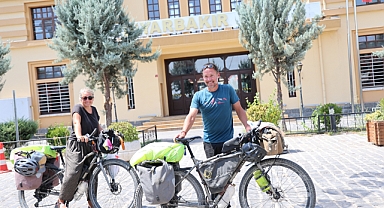 140 gündür bisikletle gezen Danimarkalı çiftin durağı Urfa'dan sonra Diyarbakır oldu