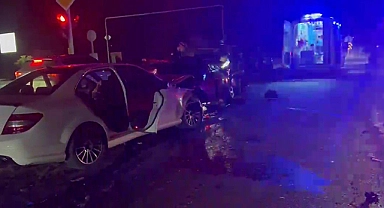 Alkollü sürücü araçların arasına daldı: 5 yaralı