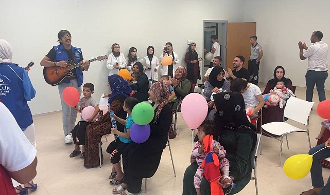 Ceylanpınar'da hastalar şarkılarla stres attı