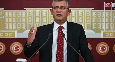 CHP Genel Başkanı Özel’in ayağı kırıldı