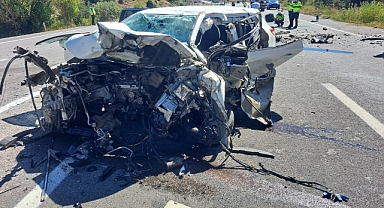 Erzincan’da feci trafik kazası: 3 ölü, 4 yaralı