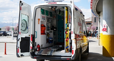 İnşaattan düşen işçi öldü