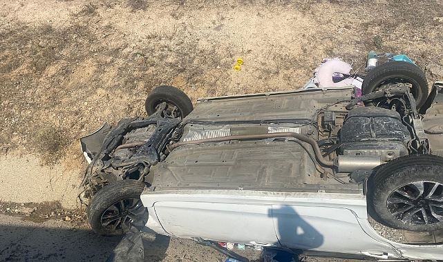 Konya'da otomobil şarampole devrildi: 3 yaralı