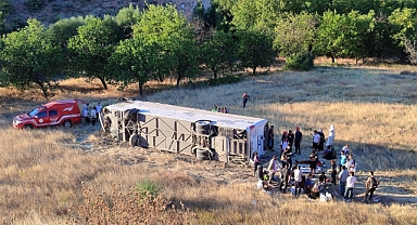 Malatya'da yolcu otobüsü şarampole uçtu: 22 yaralı! Şoför uyudu iddiası