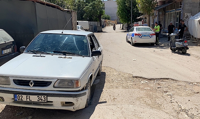 Otomobil ile motosiklet çarpıştı: 1 yaralı