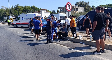 Otomobiller çarpıştı, sürücüler birbirini suçladı