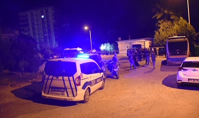 İzmir'de yolcu minibüsünde cinayet