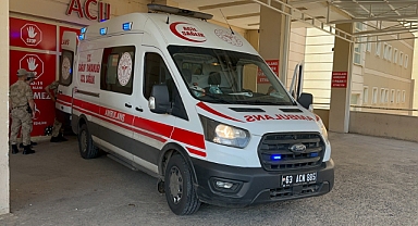 Şanlıurfa'da tarım işçilerini taşıyan kamyonet devrildi: Çok sayıda yaralı var