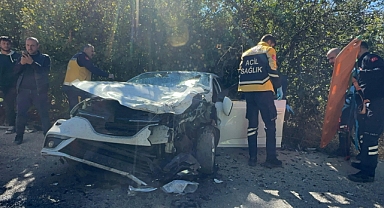 Elazığ'da otomobil ile öğrenci servisi çarpıştı: Yaralılar var