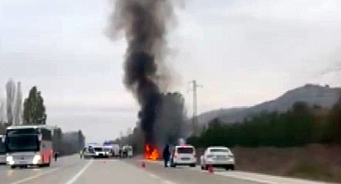 Erzincan’da iki otomobil çarpıştı! 5 ölü