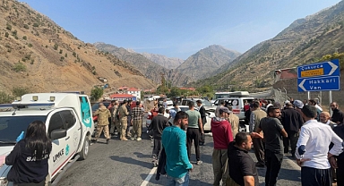 Hakkari-Çukurca kara yolunda kaza: 7 yaralı