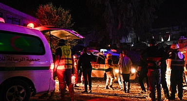 İsrail, Beyrut'ta hastane çevresini vurdu: 13 ölü, 57 yaralı