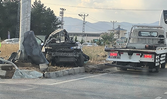 Malatya'da yolcu otobüsü ile otomobil çarpıştı: 1 ölü, 1 yaralı