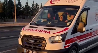 Mardin'de otomobil tıra arkadan çarptı: 3 yaralı