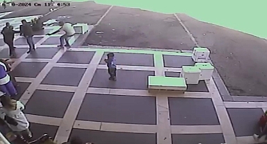 Şanlıurfa'da terminalde otobüs beklerken silahlı saldırıya uğradı! O anlar kamerada