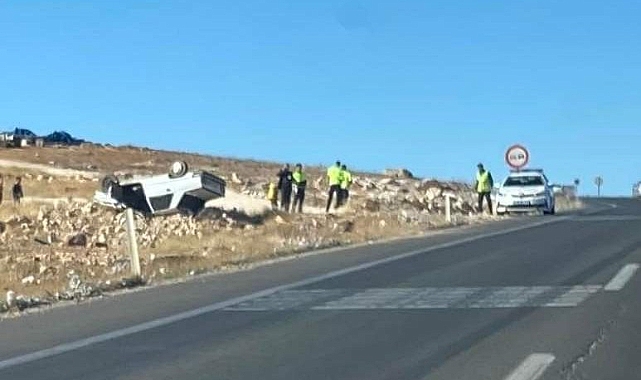 Suruç'ta otomobil şarampole devrildi! Yaralılar var