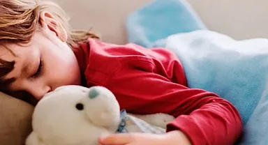 Uyku apnesi çocuklarda da görülüyor mu? Uzmanı açıkladı