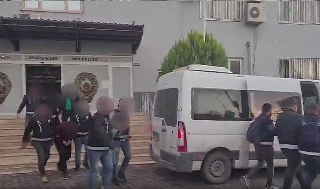 Akçakale'de telefon dolandırıcılığı operasyonu! Şahıslar suçüstü yakalandı