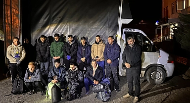Avrupa Otoyolunda göçmen kaçakçılığı operasyonu: 28 kaçak göçmen yakalandı