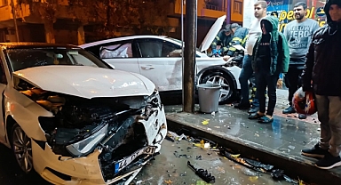 Batman'da otomobiller çarpıştı: 2 yaralı