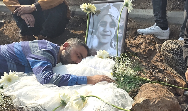 Öldürülen küçük Şirin Şanlıurfa'da gözyaşlarıyla defnedildi
