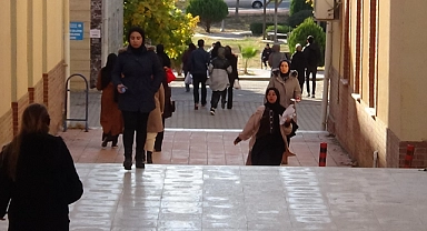 Şanlıurfa'da açıköğretim sınavı çileye dönüştü! Öğrenciler sınava yetişemedi