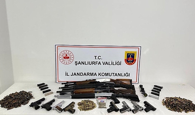 Siverek'te 5 adrese eş zamanlı operasyon!
