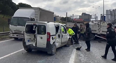 6 araçlı zincirleme trafik kazasında 8 yaralı