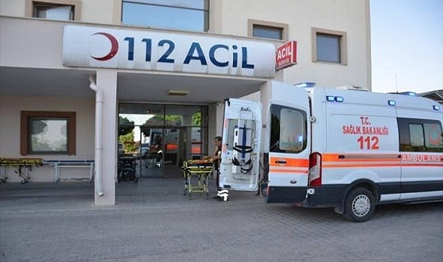 Adıyaman'da iki otomobil çarpıştı: Yaralılar var