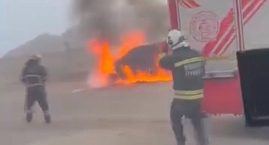 Diyarbakır'da seyir halindeki cip alev aldı