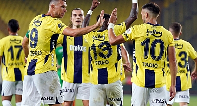 Fenerbahçe ligin ilk yarısında geçtiğimiz sezonun gerisinde kaldı