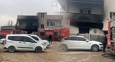 Şanlıurfa'da evde çıkan yangında 3 kişi hastaneye kaldırıldı