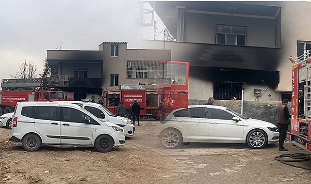 Şanlıurfa'da evde çıkan yangında 3 kişi hastaneye kaldırıldı