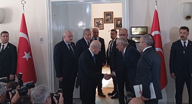 DEM Parti heyeti MHP lideri Bahçeli ile görüştü