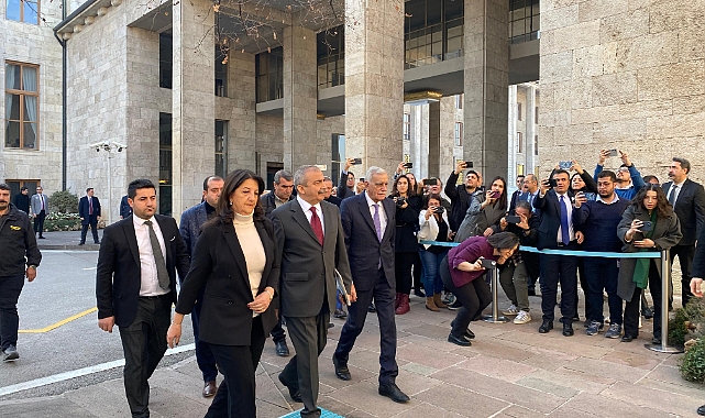 DEM Parti heyeti TBMM Başkanı Kurtulmuş ile görüştü