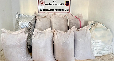 Gaziantep’te yaklaşık iki ton kaçak tütün ele geçirildi