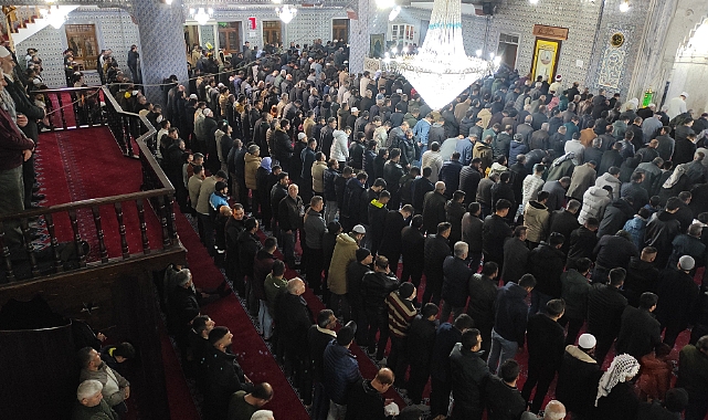 Şanlıurfa'da Miraç Kandili coşkusu