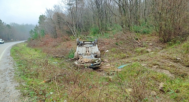 Sinop'ta otomobil takla attı: 1'i çocuk 5 yaralı