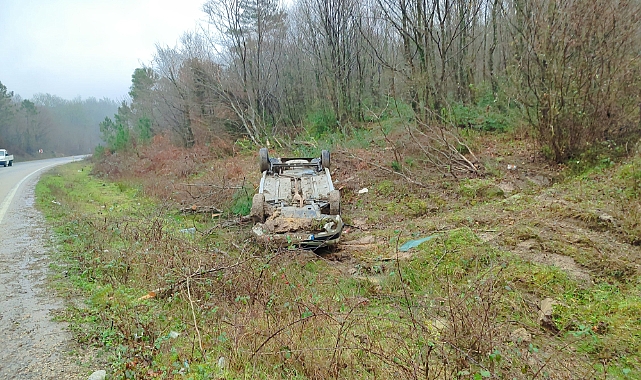 Sinop'ta otomobil takla attı: 1'i çocuk 5 yaralı