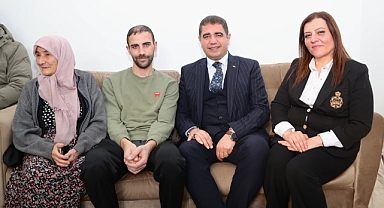 Urfa’da Gazi olan Hamza Kurt’un ailesine Vali’den ziyaret